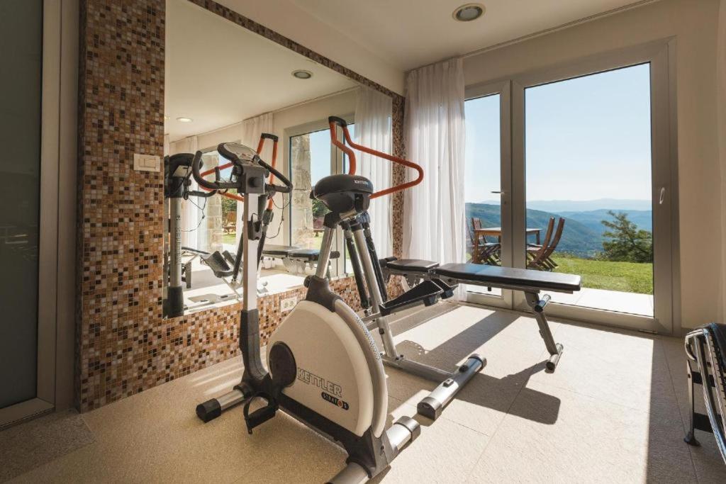 Oprtalj Palazzo Angelica B&B Adults Only מראה חיצוני תמונה