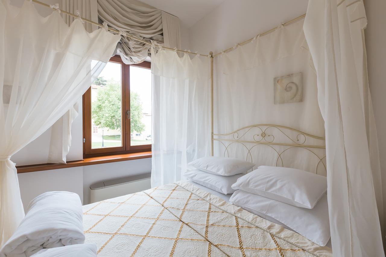 Oprtalj Palazzo Angelica B&B Adults Only מראה חיצוני תמונה