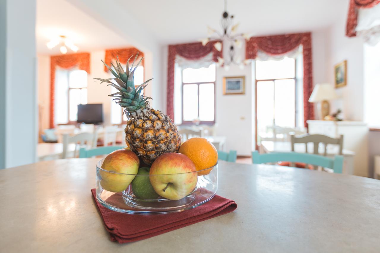 Oprtalj Palazzo Angelica B&B Adults Only מראה חיצוני תמונה